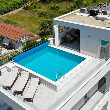 Villa Adastra Vinisce Exterior photo
